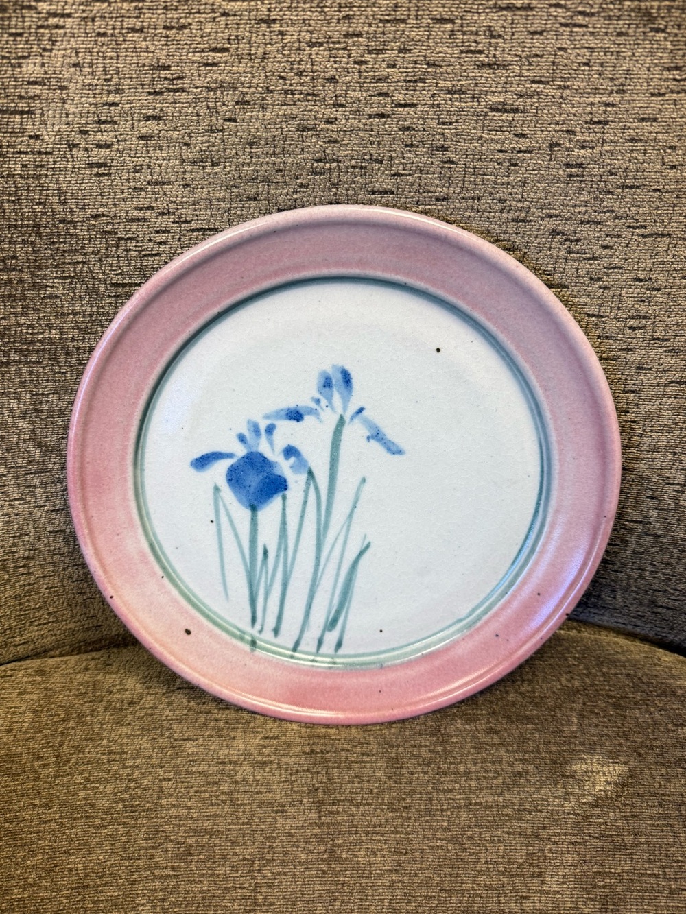 Vintage Handmade Mason Holder MH Floral Iris Stoneware Ceramic Plate.